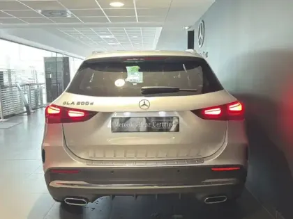 Photo 25 Mercedes GLA 200 d AMG Line