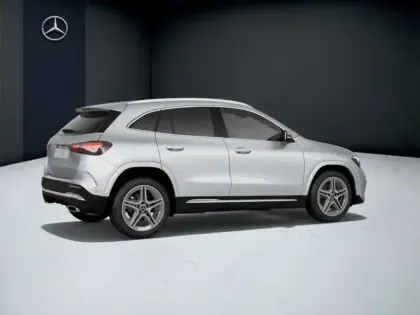 Photo 18 Mercedes GLA 200 d AMG Line