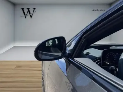 Photo 11 Mercedes CLA sse E 300 e Hybrid EQ AMG L