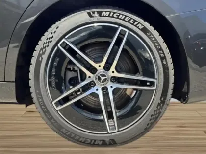 Photo 10 Mercedes CLA sse E 300 e Hybrid EQ AMG L
