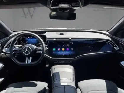 Photo 12 Mercedes CLA sse E 300 e Hybrid EQ AMG L