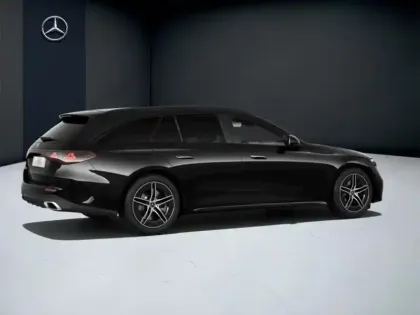 Photo 18 Mercedes CLA sse E 300 e AMG Line Break