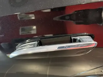 Photo 32 Mercedes CLA sse E 300 e AMG Line Break