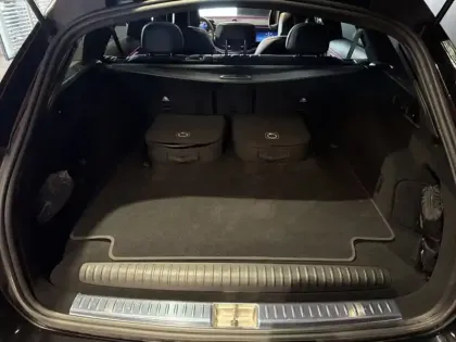 Photo 26 Mercedes CLA sse E 300 e AMG Line Break