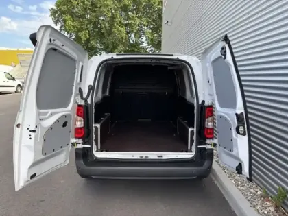 Photo 5 Peugeot Partner 1.5L 100ch XL 950Kg