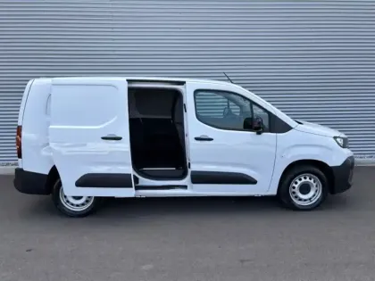 Photo 9 Peugeot Partner 1.5L 100ch XL 950Kg