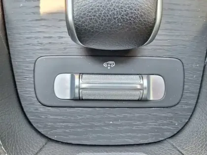 Photo 10 Mercedes GLE  350 de 4MATIC AMG Line Cou