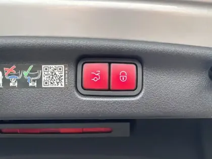 Photo 13 Mercedes Classe C  300 de Berline AMG li