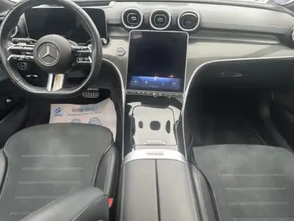 Photo 10 Mercedes Classe C  300 de Berline AMG li