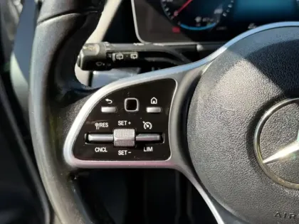 Photo 17 Mercedes Classe B 180 d 1.5 116 Progressive Line