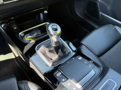 Photo 12 Mercedes Classe B 180 d 1.5 116 Progressive Line