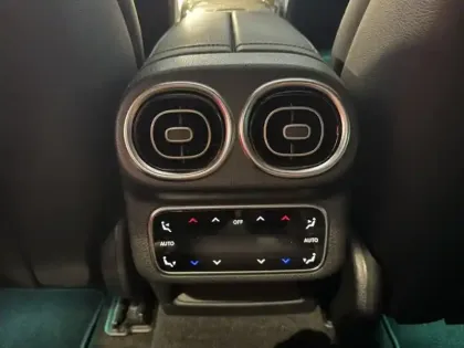 Photo 51 Mercedes Classe GLC GLC 300 e  Hybrid EQ 4MATIC AM
