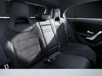 Photo 17 Mercedes Classe A 250 e Hybrid EQ AMG Line