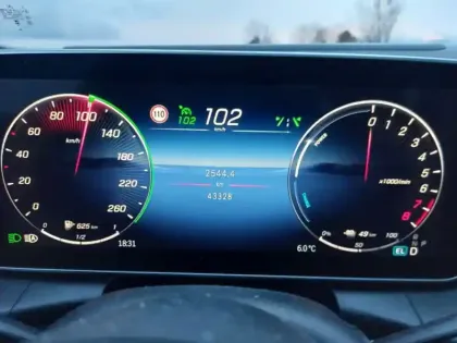 Photo 16 Mercedes Classe GLC GLC 400 e 4MATIC AMG Line