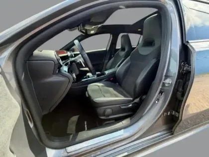 Photo 19 Mercedes Classe A Gén. IV (W177) Ph1 AMG Line 5