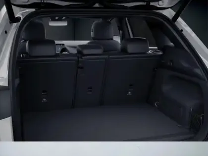 Photo 8 Mercedes GLA 200 