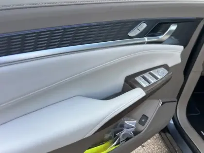 Photo 11 Mg S9 1.5L PHEV 220KW Premium