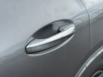 Photo 13 Mercedes GLA 250 e Hybrid EQ AMG Line