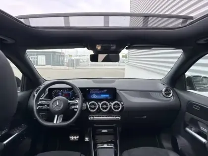 Photo 10 Mercedes GLA 250 e Hybrid EQ AMG Line