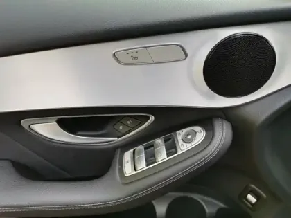 Photo 17 Mercedes Classe GLC 250 4MATIC Coupé 211 ch 