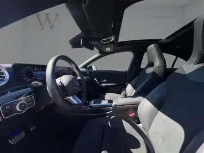 Photo 15 Mercedes CLA  250 e Hybrid EQ Coupé AMG 