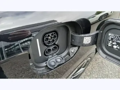 Photo 13 Mercedes Classe E EQE 300 AMG Line