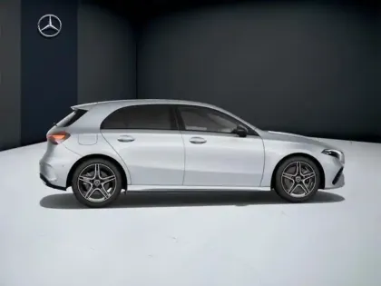 Photo 24 Mercedes Classe A 250 e Hybrid EQ AMG Line