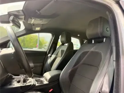 Photo 98 Jaguar E-Pace 2.0 D - 150 CH 2WD BVM