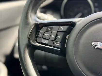 Photo 91 Jaguar E-Pace 2.0 D - 150 CH 2WD BVM