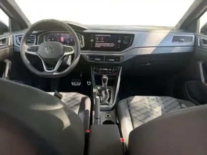 Photo 7 Volkswagen Taigo 1.0 TSI 115 CH DSG7 R LINE