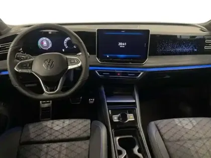 Photo 7 Volkswagen Tiguan 1.5 eHybrid 272ch DSG6 R-Line Edition