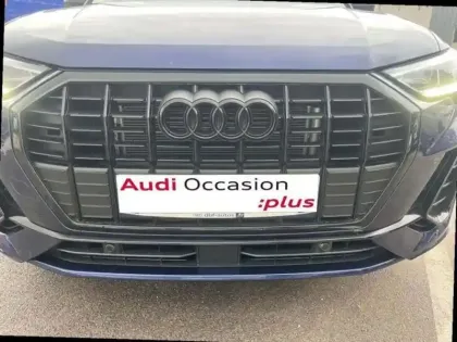 Photo 17 Audi Q3 35 TFSI 150 ch S tronic 7 S line plus