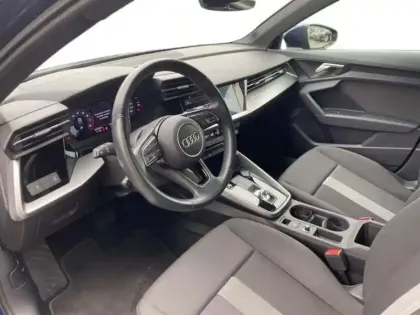 Photo 8 Audi A3 30 TFSI Mild Hybrid 110 S tronic 7 Design Luxe