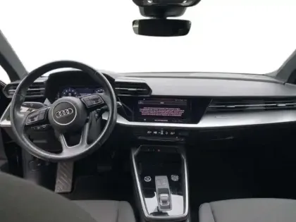 Photo 17 Audi A3 30 TFSI Mild Hybrid 110 S tronic 7 Design Luxe