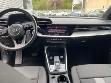 Photo 9 Audi A3 30 TFSI Mild Hybrid 110 S tronic 7 Design Luxe