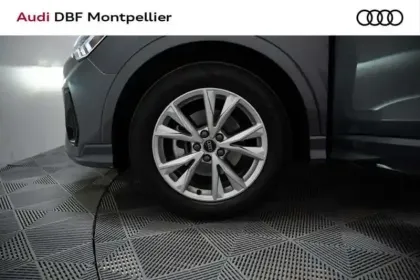 Photo 9 Audi Q3 35 TDI 150 ch S tronic 7 S line plus