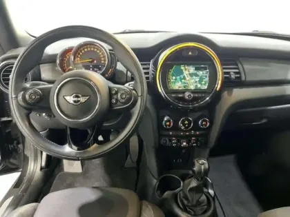 Photo 7 Mini Mini F56 Hatch 3 Portes Cooper 136 ch Edition Blackfriars