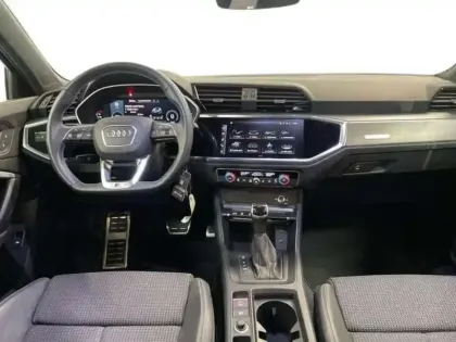 Photo 7 Audi Q3 35 TDI 150 ch S tronic 7 S line