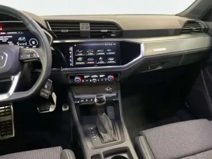 Photo 9 Audi Q3 35 TDI 150 ch S tronic 7 S line