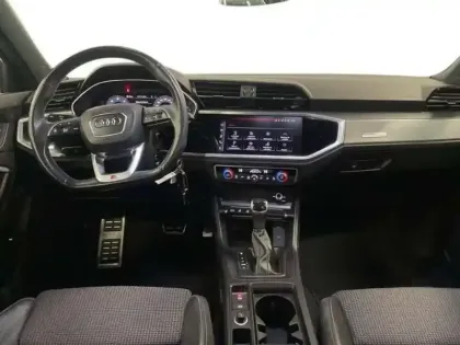 Photo 7 Audi Q3 35 TDI 150 ch S tronic 7 S line