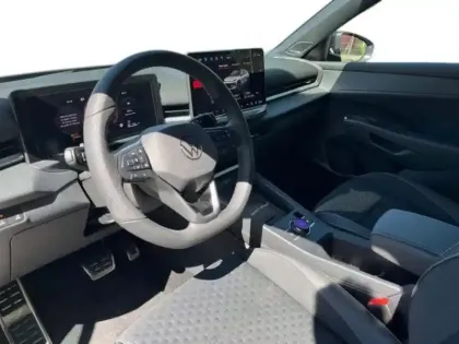 Photo 8 Volkswagen T-roc Gén. II Ph1 Style 5