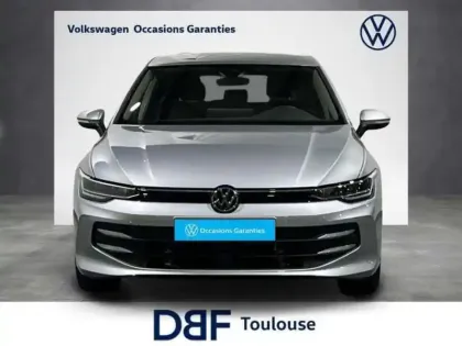 Photo 6 Volkswagen Golf 1.5 eHybrid 204 DSG6 VW Edition