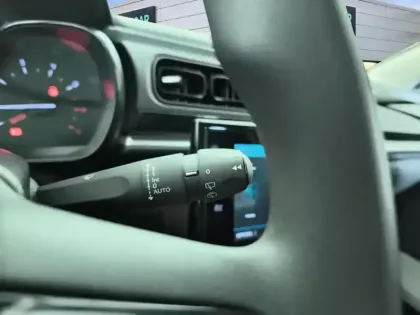 Photo 17 Citroën C3  BlueHDi 100 S&S BVM6 Feel Business