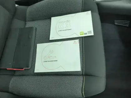 Photo 15 Citroën C3  BlueHDi 100 S&S BVM6 Feel Business