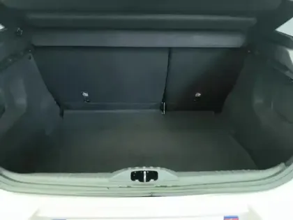 Photo 7 Citroën C3  BlueHDi 100 S&S BVM6 Feel Business