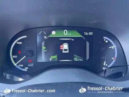 Photo 20 Toyota Yaris  Cross Hybride 116h 2WD GR SPORT