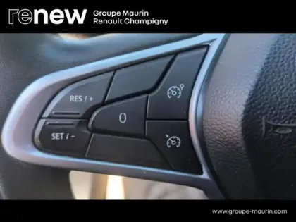 Photo 13 Renault Clio  1.6 E-Tech hybride 140ch Intens -21N