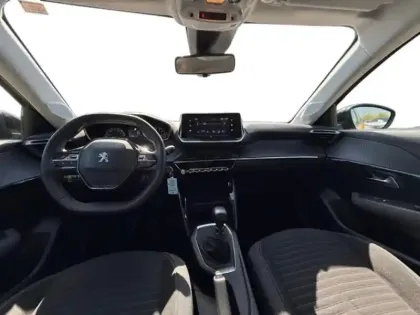 Photo 13 Peugeot 208  1.2 PureTech 100ch S&S Style