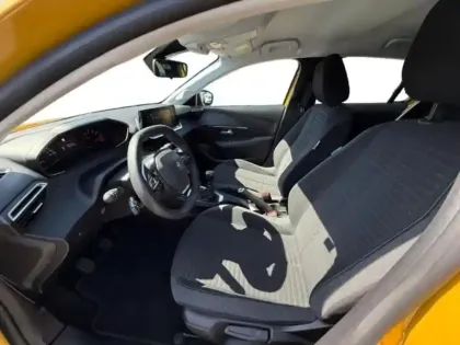 Photo 8 Peugeot 208  1.2 PureTech 100ch S&S Style