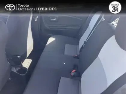 Photo 11 Toyota Yaris Gén. III Ph3 Dynamic 5